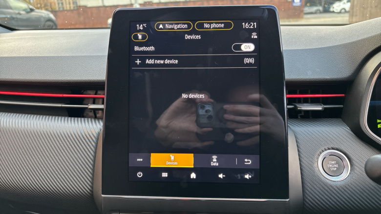 Renault Clio 1.6 E-TECH Hybrid 140 RS Line 5dr Auto Hybrid Hatchback